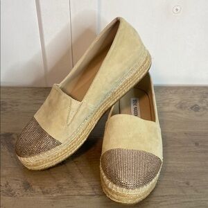 Steve Madden Women's Tan cream Espadrille Flats - Leather & Fabric upper US6.5